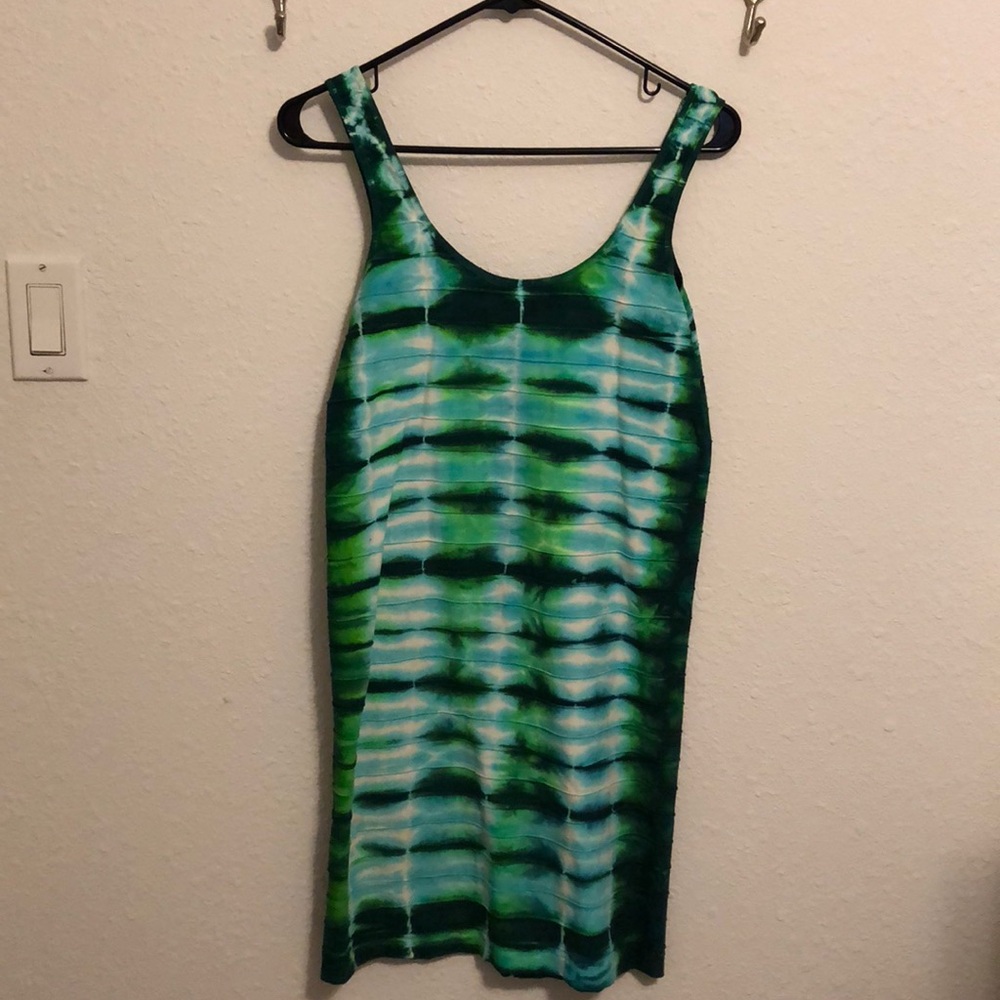 Bebe dress